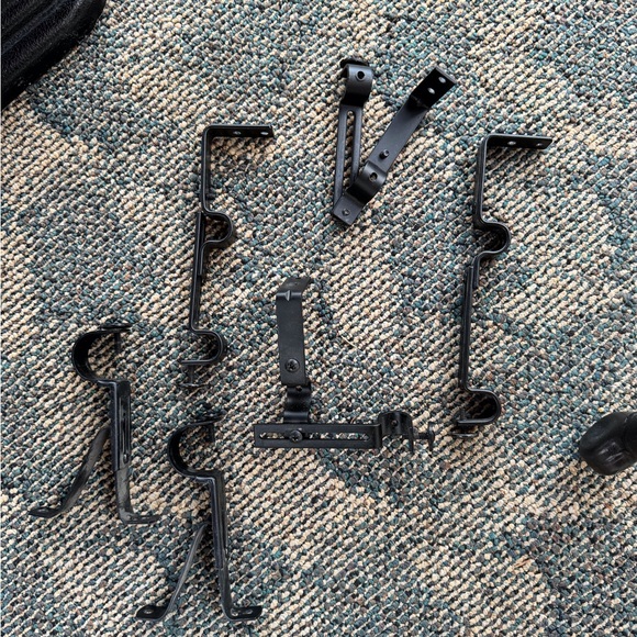 Drapery Rod Finials and Brackets - Picture 5 of 11